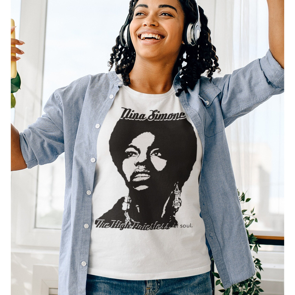 Nina Simone The High Priestess Of Soul UNISEX Jersey Short Sleeve Tee